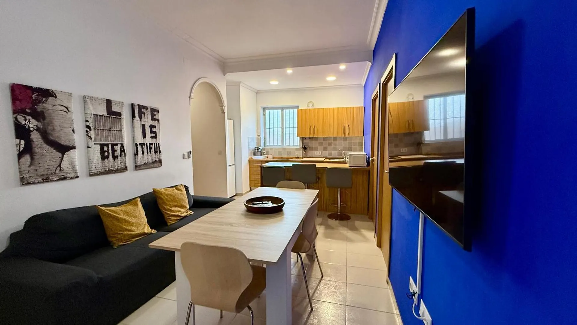 Apartamento Turistico Ciudad Jardin - Nervion. contacts